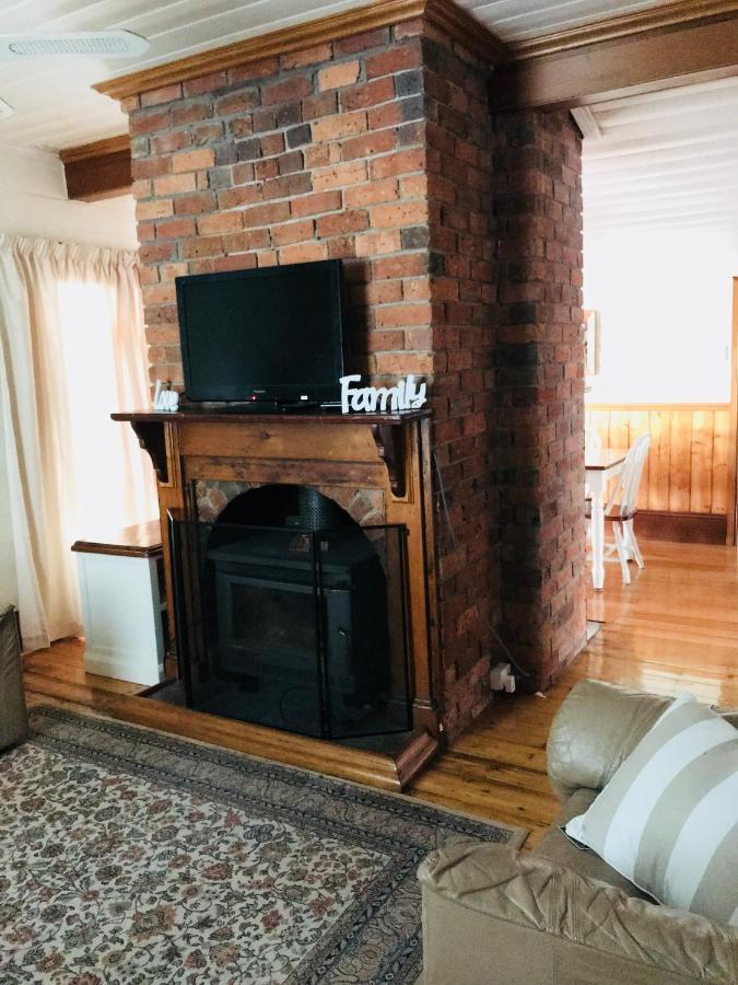 That Seaside Cottage - Fully Equipped Home, 4 Bedrooms On The Foreshore Tooradin Bagian luar foto